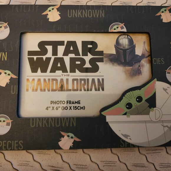 NWT Disney Star Wars Mandolorian Grogu Frame 4 x 6 - Picture 2 of 6